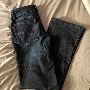 Boot cut Wranglers 1/30.